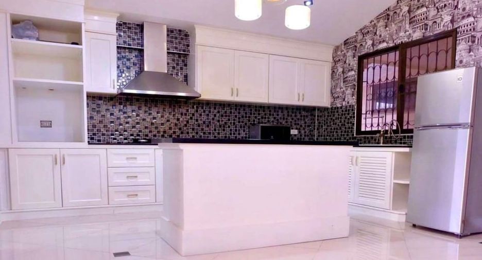 À vendre 3 chambres maison à Bang Lamung, Chonburi