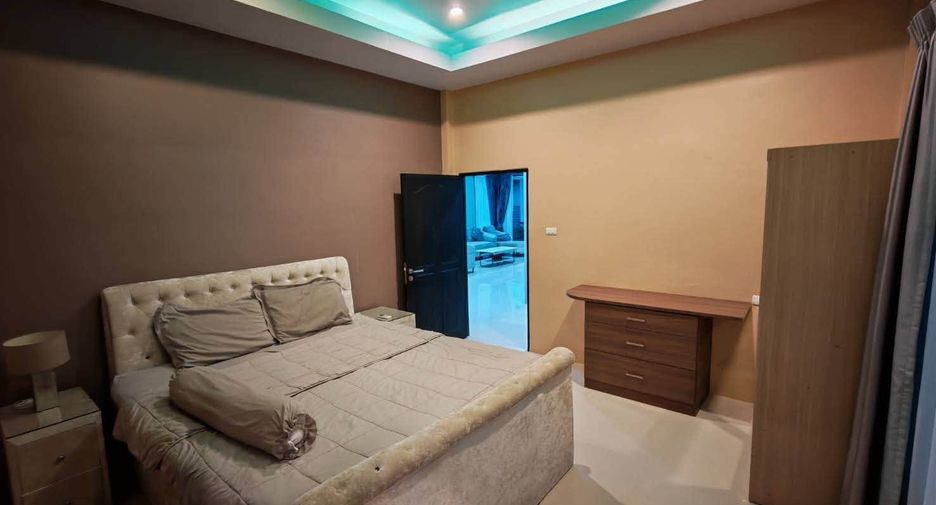 À louer et à vendre 3 chambres villa à Bang Lamung, Chonburi