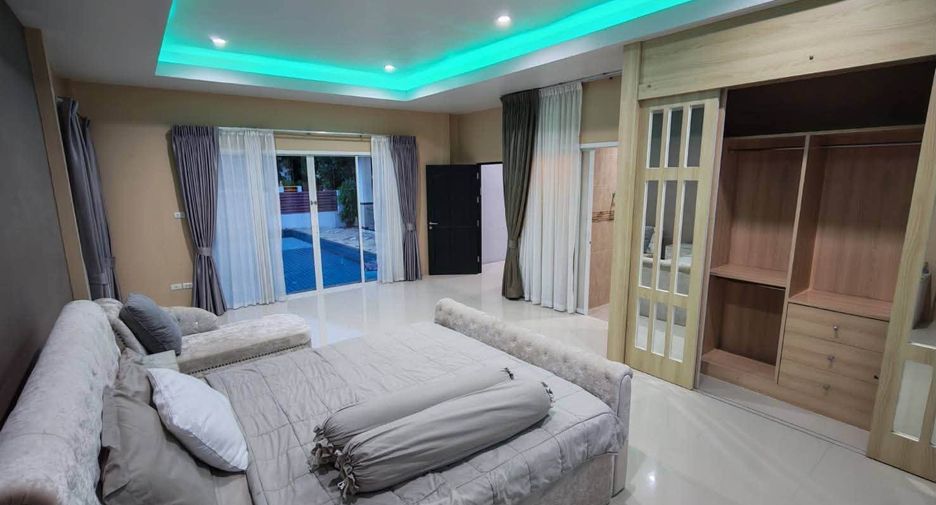 À louer et à vendre 3 chambres villa à Bang Lamung, Chonburi