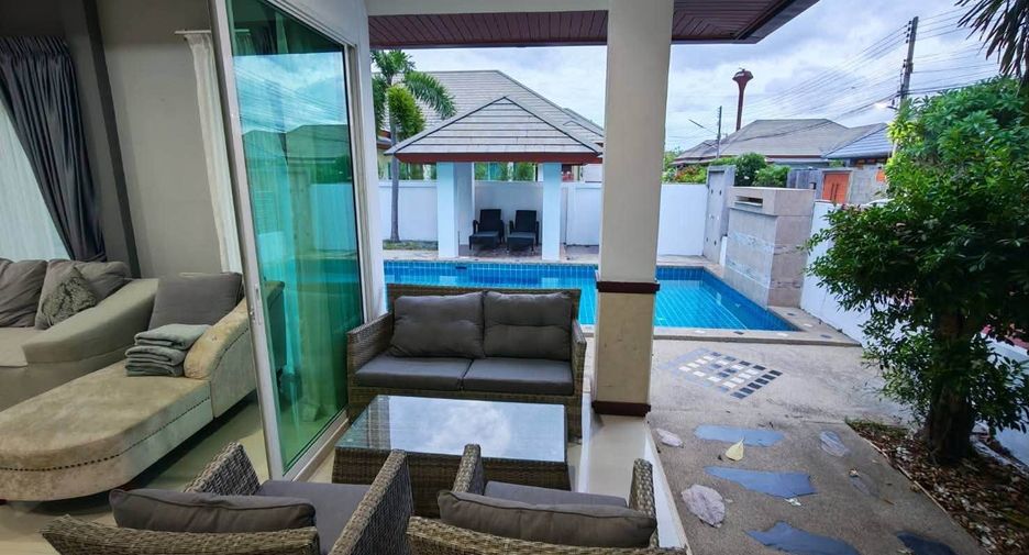 À louer et à vendre 3 chambres villa à Bang Lamung, Chonburi