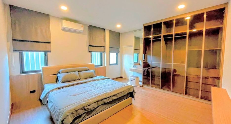 For rent 4 bedrooms house in Bang Phli, Samut Prakan