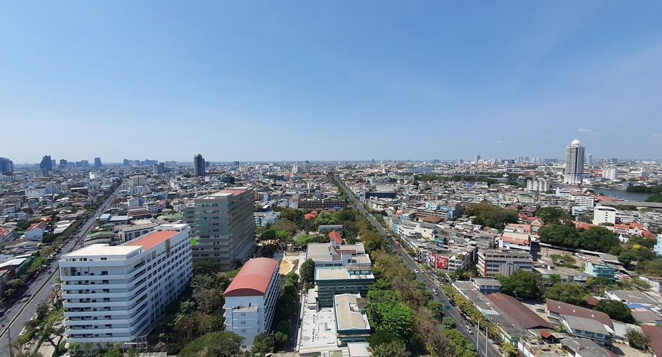 Wohnung zur Miete mit 4 Zimmer in Khlong San, Bangkok