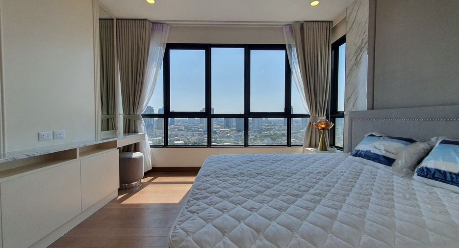 Wohnung zur Miete mit 4 Zimmer in Khlong San, Bangkok