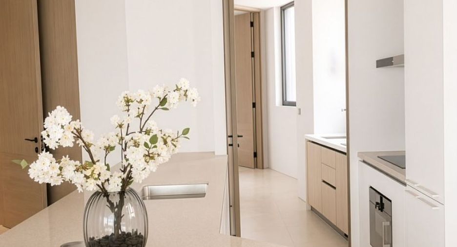 For rent 2 bedrooms condo in Khlong San, Bangkok