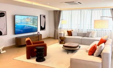 For rent 4 bedrooms condo in Sathon, Bangkok