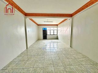 Local comercial en venta de 2 habitaciones en Bangkok Noi, Bangkok