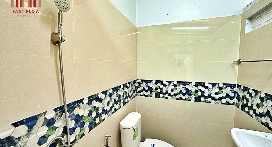 Local comercial en venta de 2 habitaciones en Bangkok Noi, Bangkok