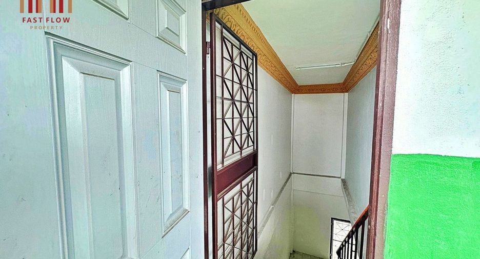 Local comercial en venta de 2 habitaciones en Bangkok Noi, Bangkok