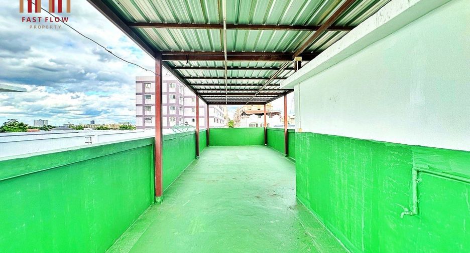 Local comercial en venta de 2 habitaciones en Bangkok Noi, Bangkok