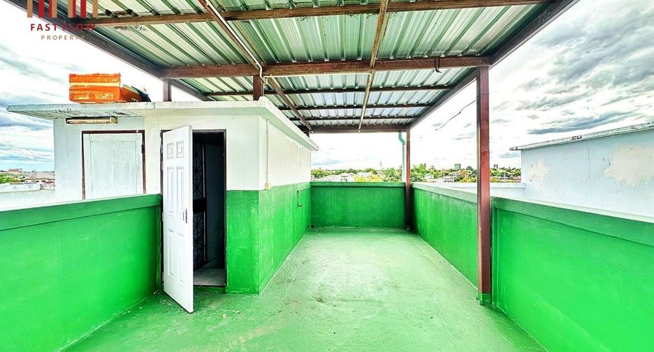 Local comercial en venta de 2 habitaciones en Bangkok Noi, Bangkok