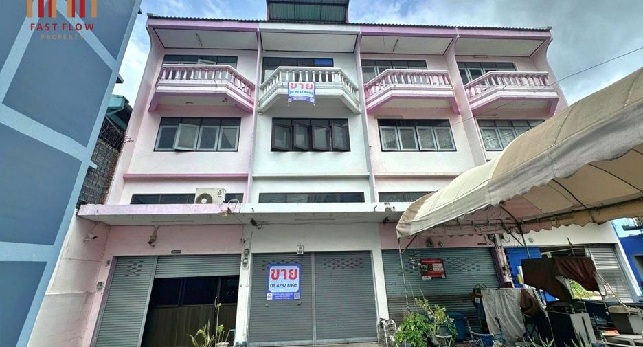 Local comercial en venta de 2 habitaciones en Bangkok Noi, Bangkok