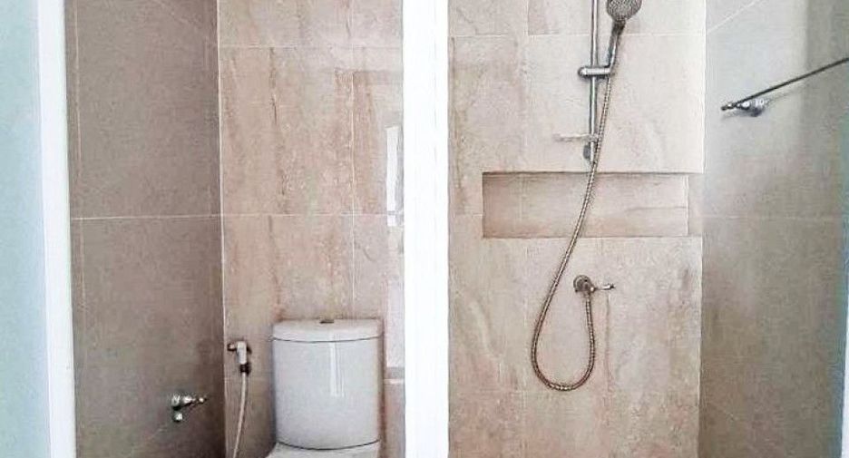 Casa adosada en venta de 2 habitaciones en Bang Sao Thong, Samut Prakan