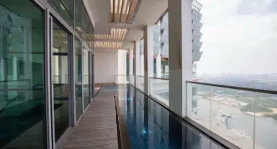 For rent 4 ベッドルーム condo in Yan Nawa, Bangkok