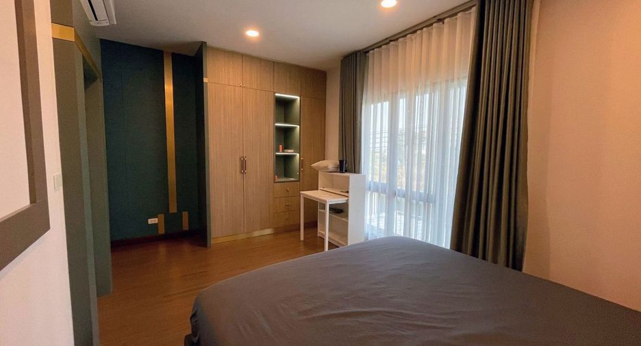 À louer et à vendre 5 chambres maison à Bang Phli, Samut Prakan