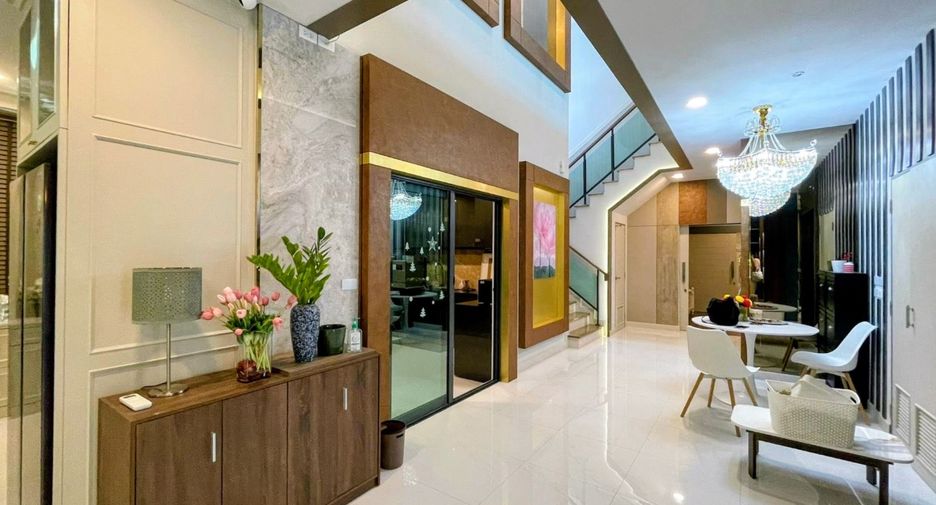 À louer et à vendre 5 chambres maison à Bang Phli, Samut Prakan