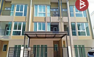 À vendre 3 chambres maison de ville à Bang Phli, Samut Prakan
