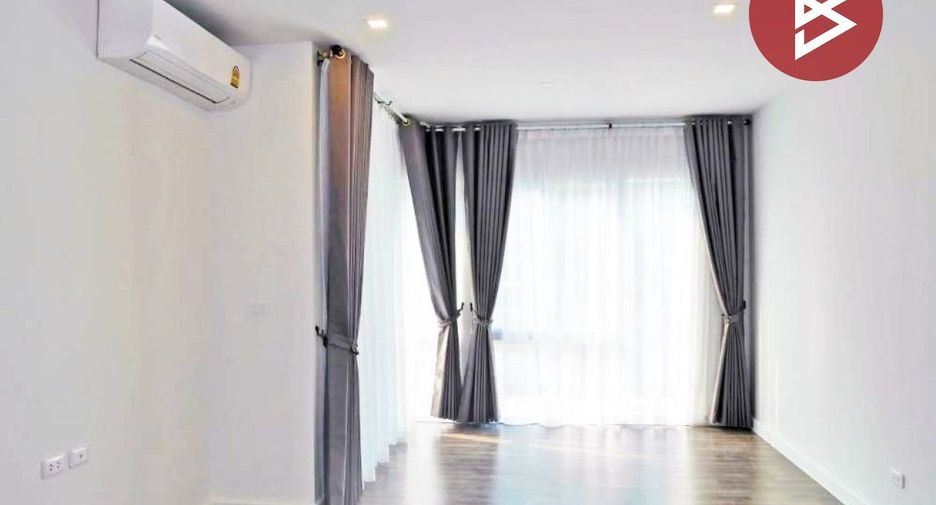 À vendre 3 chambres maison de ville à Bang Phli, Samut Prakan