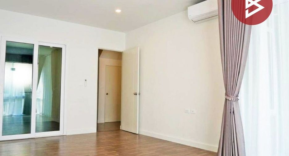 À vendre 3 chambres maison de ville à Bang Phli, Samut Prakan