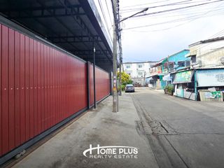 Casa adosada en venta de 6 habitaciones en Prawet, Bangkok