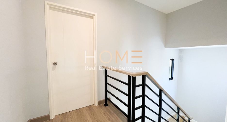 Haus zum Kauf mit 4 Zimmer in Bang Bon, Bangkok