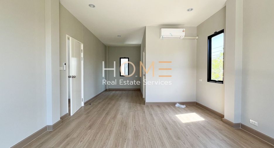Haus zum Kauf mit 4 Zimmer in Bang Bon, Bangkok