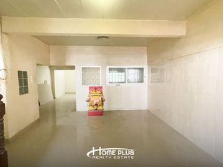 À vendre 4 chambres maison de ville à Mueang Samut Prakan, Samut Prakan