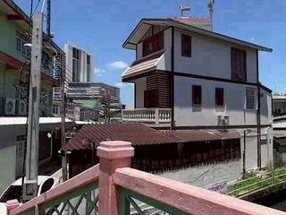 出租 3 卧室 独立屋 在 Thon Buri, 曼谷
