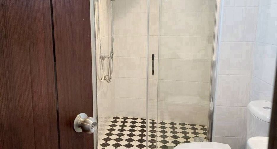 出租 3 卧室 独立屋 在 Thon Buri, 曼谷