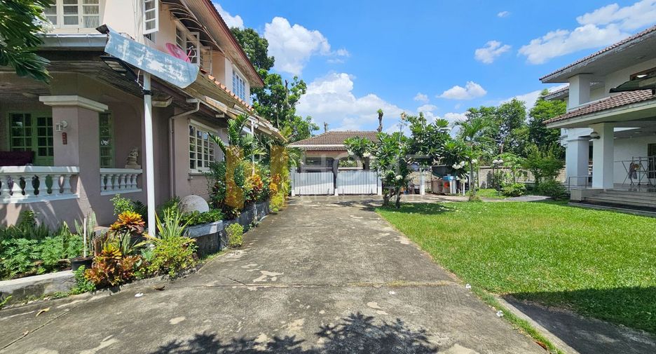 For sale 8 bedrooms house in Bueng Kum, Bangkok