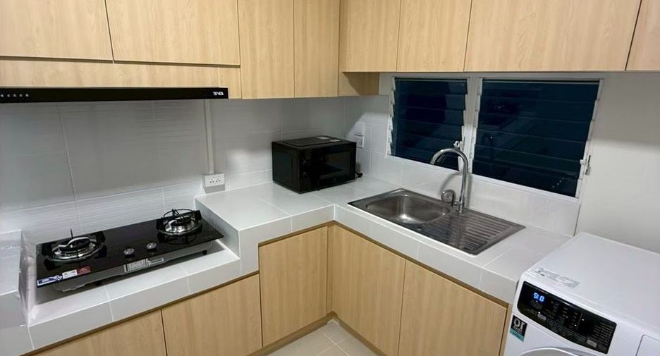 出租 和 出售 4 卧室 独立屋 在 Bang Phli, Samut Prakan