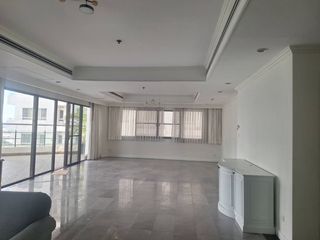 Аренда 3 спальни кондо в Кхлонг Тоеи, Бангкок