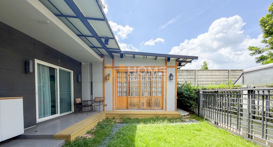 À vendre 4 chambres maison à Phasi Charoen, Bangkok