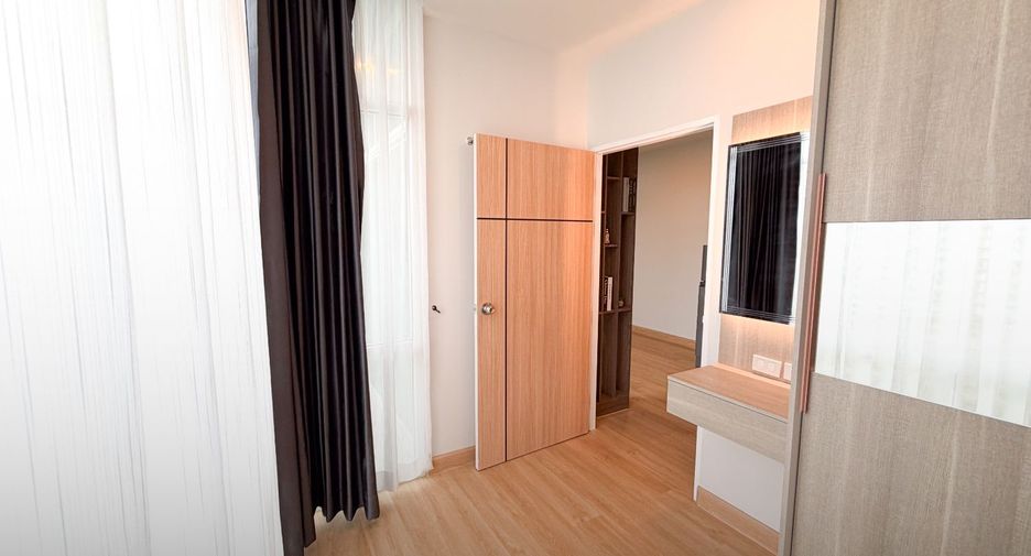 For sale 2 bedrooms condo in Jomtien, Pattaya