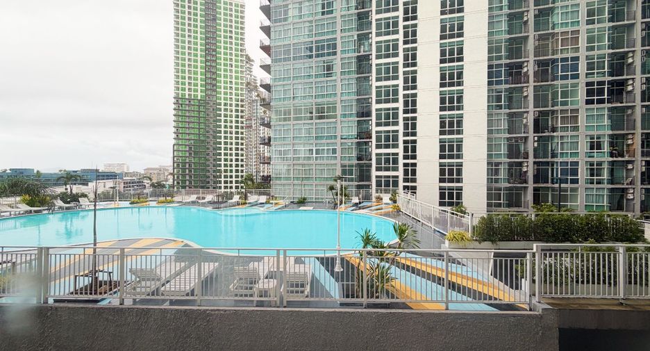For sale 2 bedrooms condo in Jomtien, Pattaya