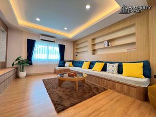 À louer et à vendre 5 chambres villa à East Pattaya, Pattaya