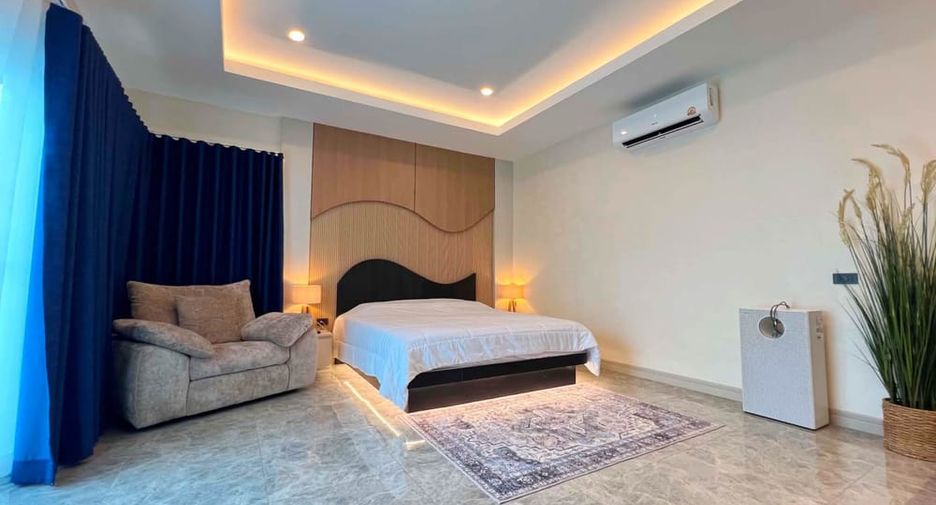 À louer et à vendre 5 chambres villa à East Pattaya, Pattaya