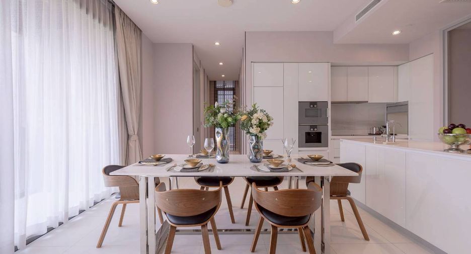 For rent and for sale 2 bedrooms condo in Khlong Toei, Bangkok