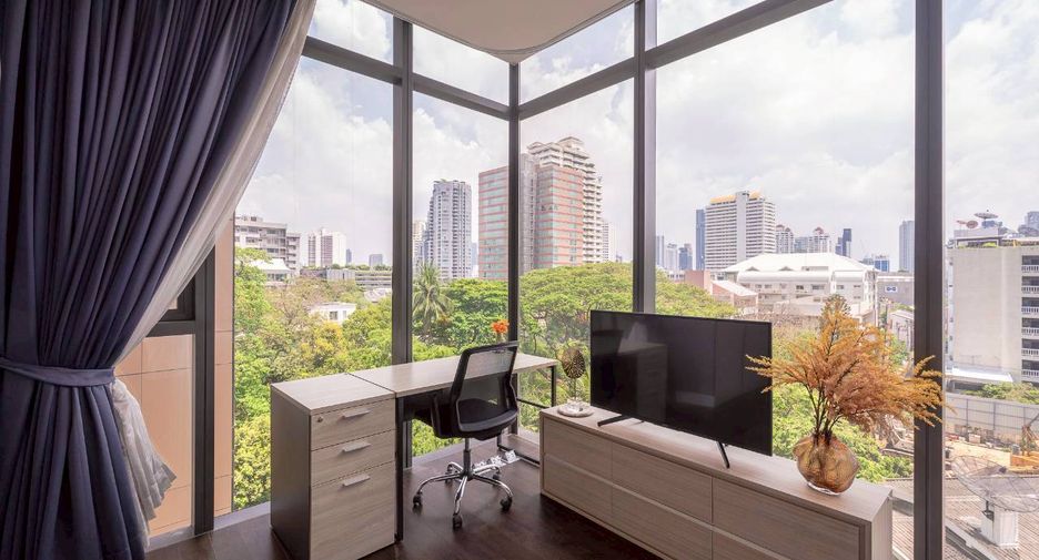 For rent and for sale 2 bedrooms condo in Khlong Toei, Bangkok