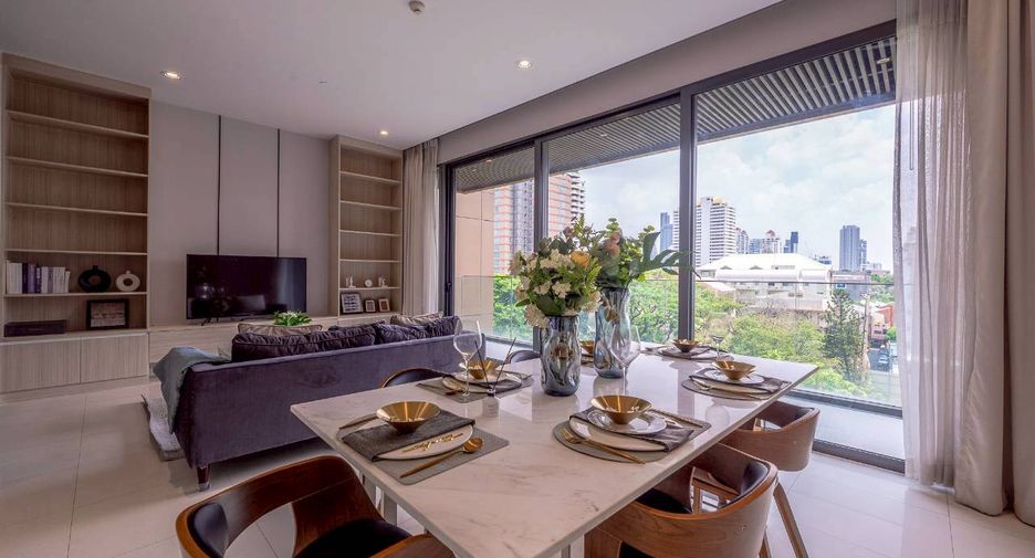 For rent and for sale 2 bedrooms condo in Khlong Toei, Bangkok