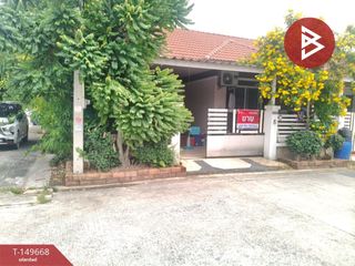出售 2 卧室 联排别墅 在 Phan Thong, Chon Buri