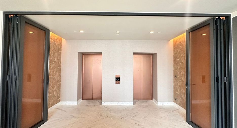 Condo en alquiler de 2 habitaciones en Watthana, Bangkok
