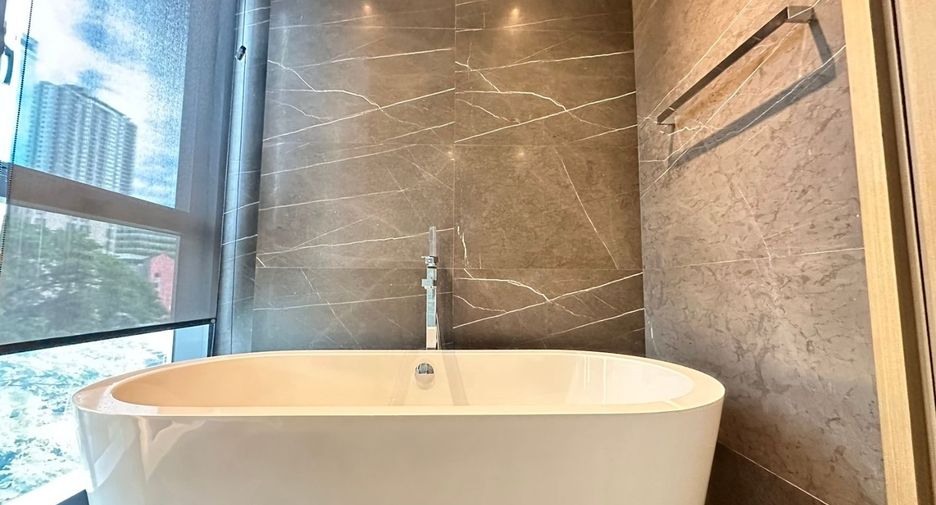 Condo en alquiler de 2 habitaciones en Watthana, Bangkok