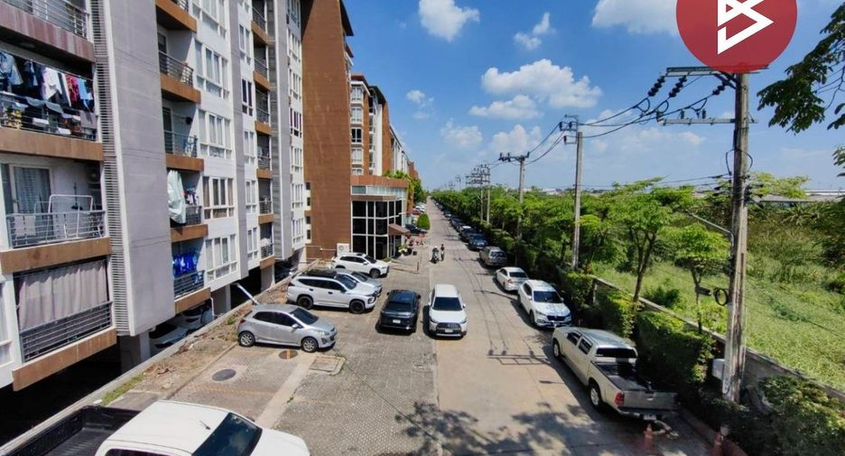 For sale 1 Beds condo in Lat Krabang, Bangkok