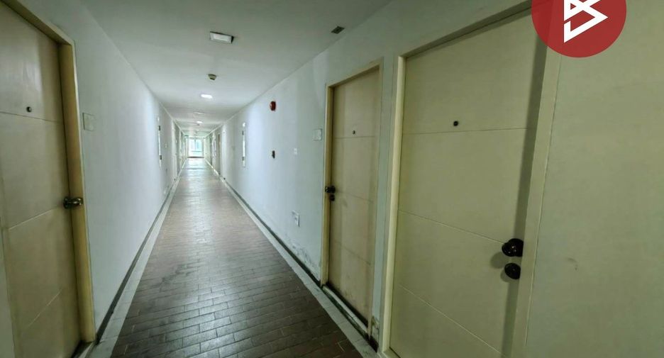 For sale 1 Beds condo in Lat Krabang, Bangkok