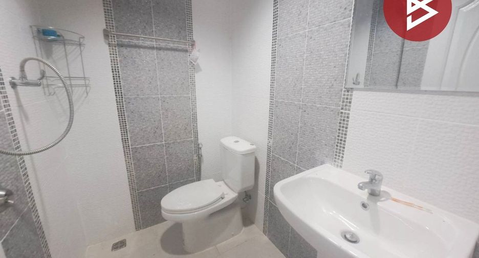 Haus zum Kauf mit 2 Zimmer in Mueang Nakhon Sawan, Nakhon Sawan