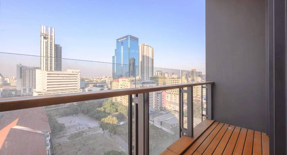 For rent and for sale 2 bedrooms condo in Watthana, Bangkok