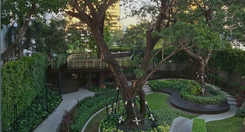 For rent and for sale 2 bedrooms condo in Watthana, Bangkok