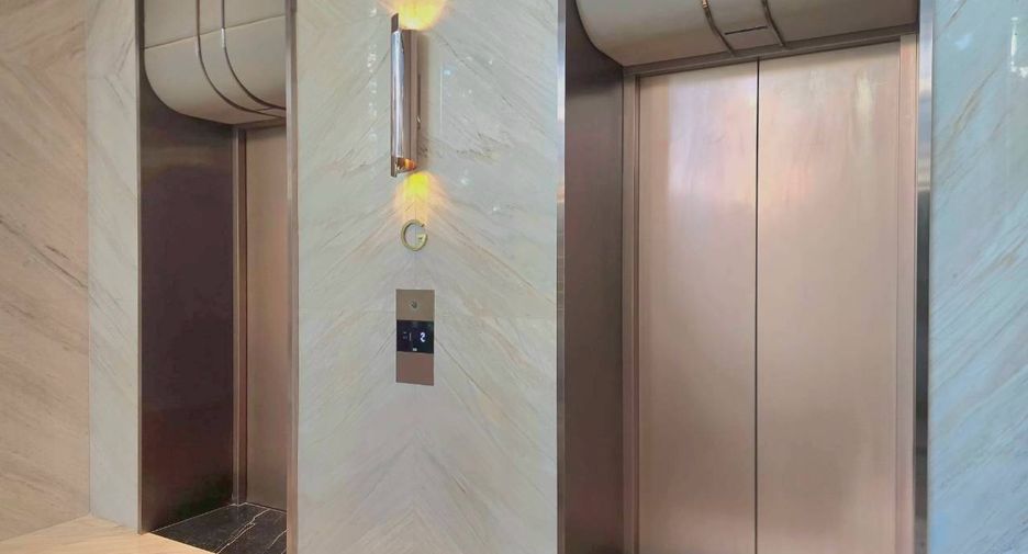 For rent and for sale 2 bedrooms condo in Watthana, Bangkok