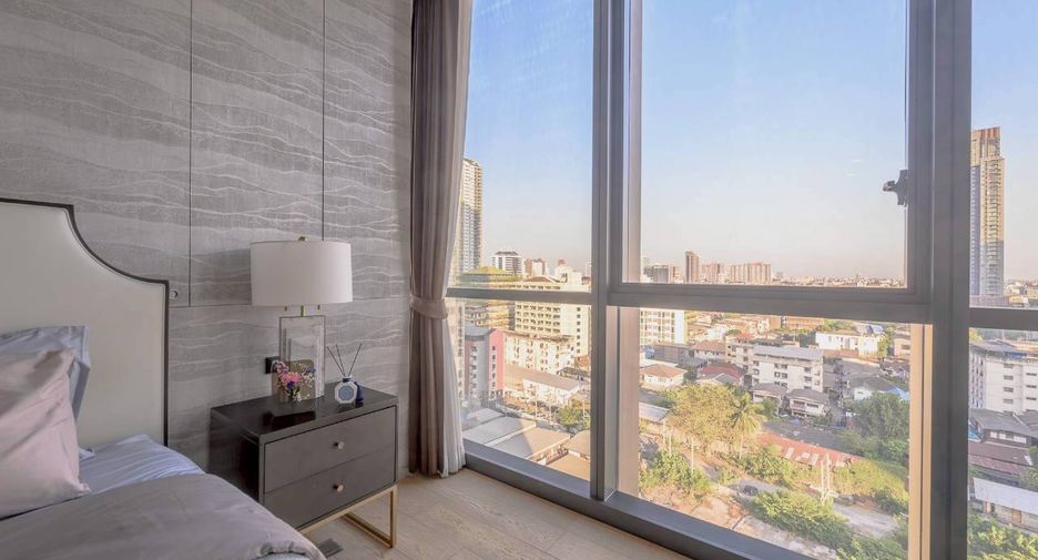 For rent and for sale 2 bedrooms condo in Watthana, Bangkok