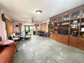 Продажа 6 спальни дом в Пхая Тхаи, Бангкок